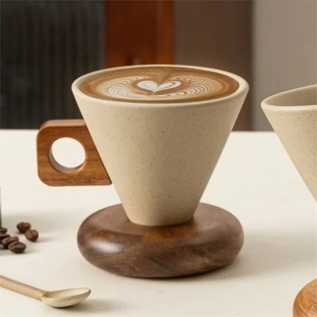 Ceramiczny kubek do kawy i zes – Coffee & Tea Phúc Long recenzja i cena